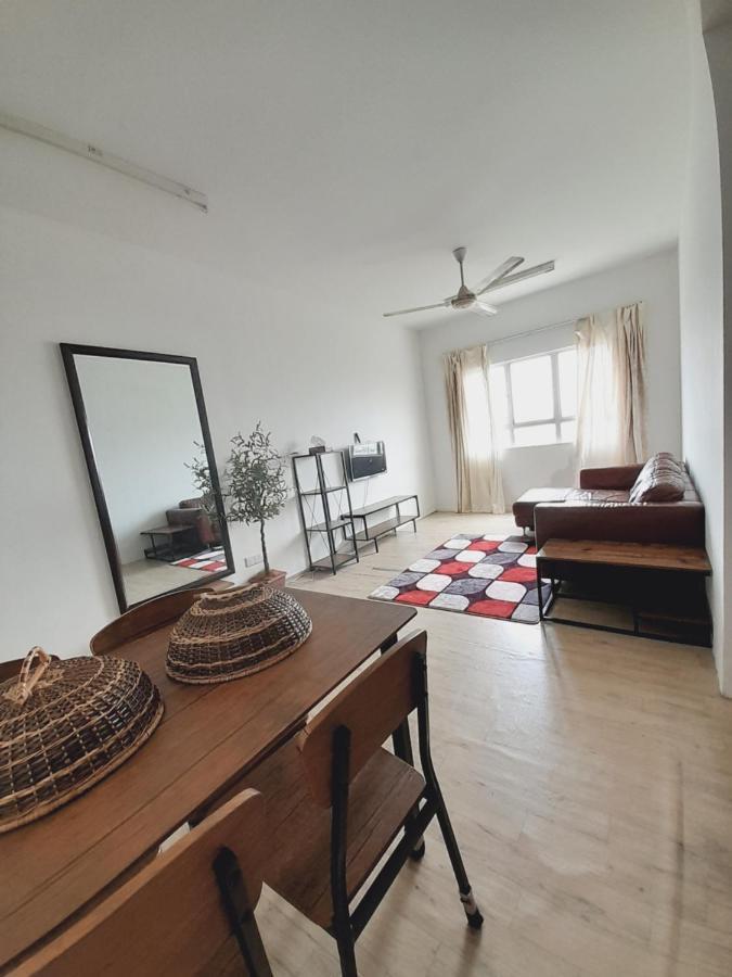 Adinda Homestay Kuala Terengganu Extérieur photo